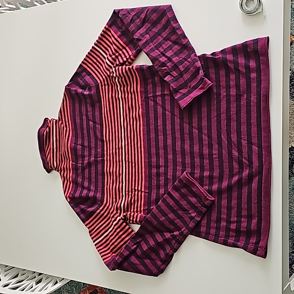 Duluth Trading Company Sweater